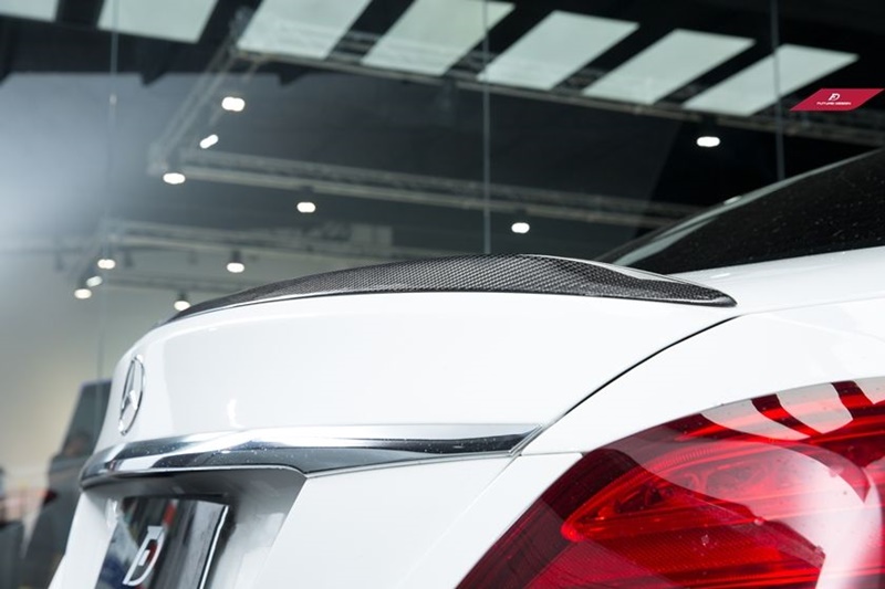 W205 Sedan - C63 style Carbon Trunk Spoiler 03