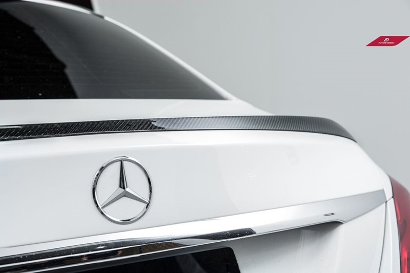 W205 Sedan - C63 style Carbon Trunk Spoiler 06